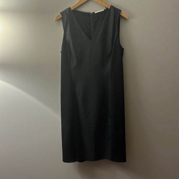 T Tahari Dress- Size 10, Black and Gray - Picture 1 of 9